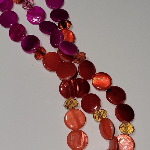 Erica Lyons pink orange acrylic round disc 3 strand bead necklace - Picture 5 of 6